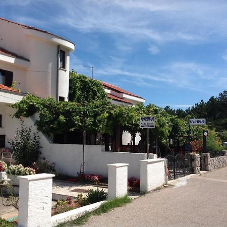 Apartmani Marko Baška Extérieur photo