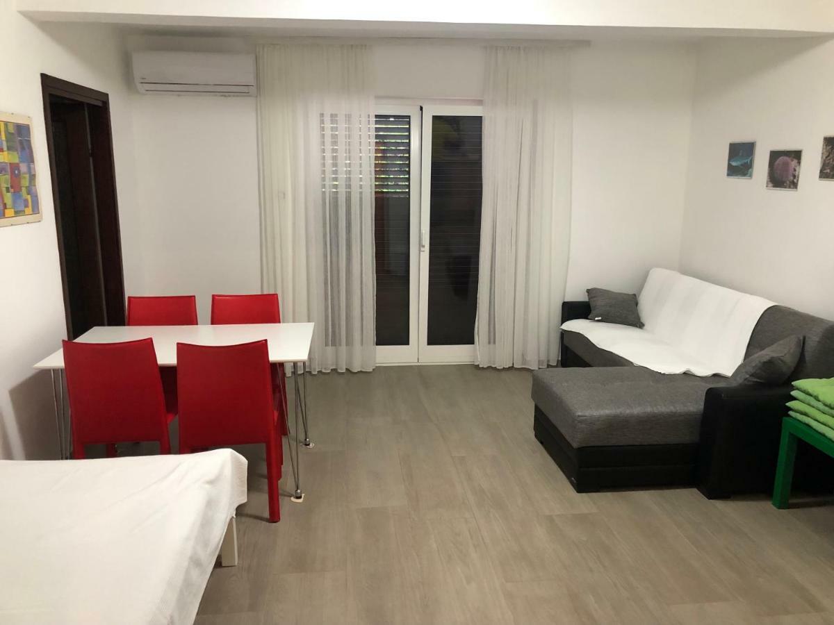 Apartmani Marko Baška Extérieur photo